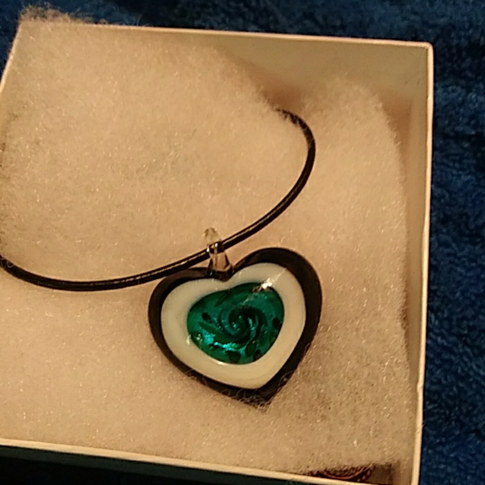 Beautiful millifori heart necklace